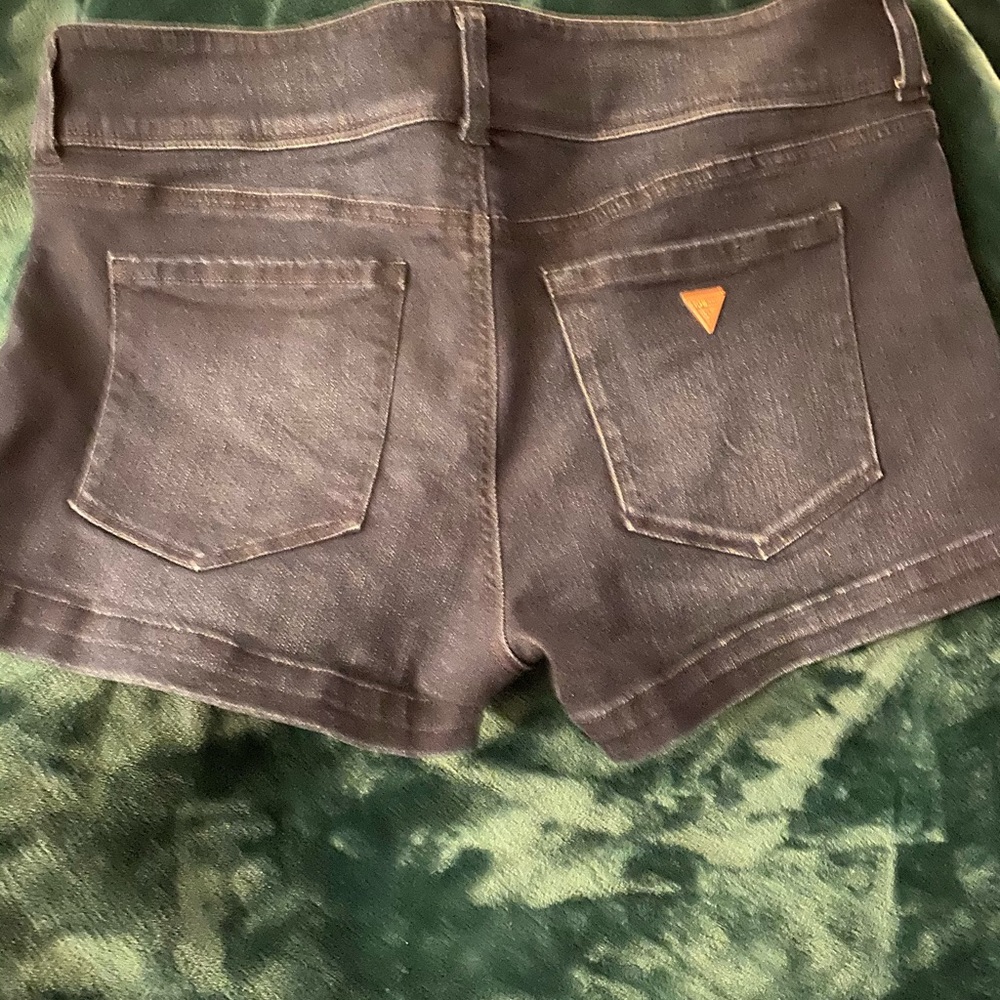 Guess Jean shorts - Picture 2 of 2